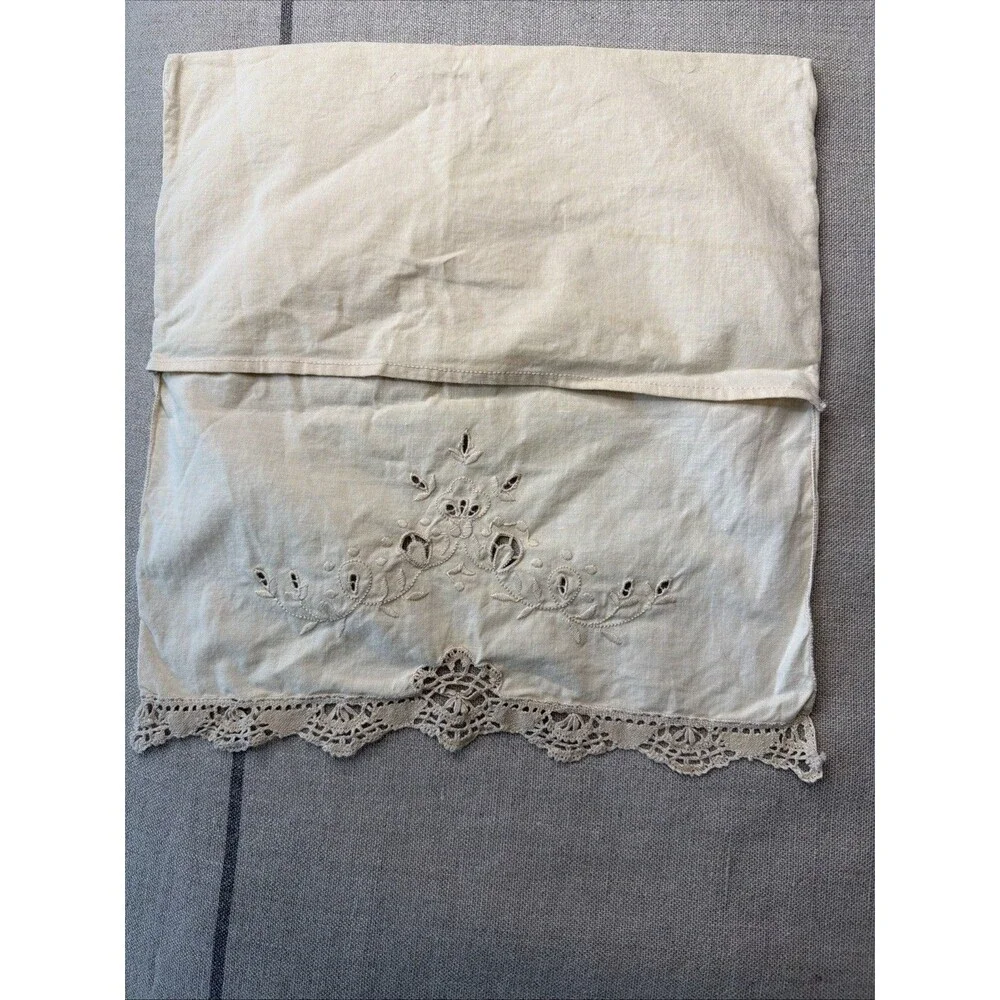 Vintage Embroidered Boudoir Pillowcase Sham Cutwork Lace European Style 13x14